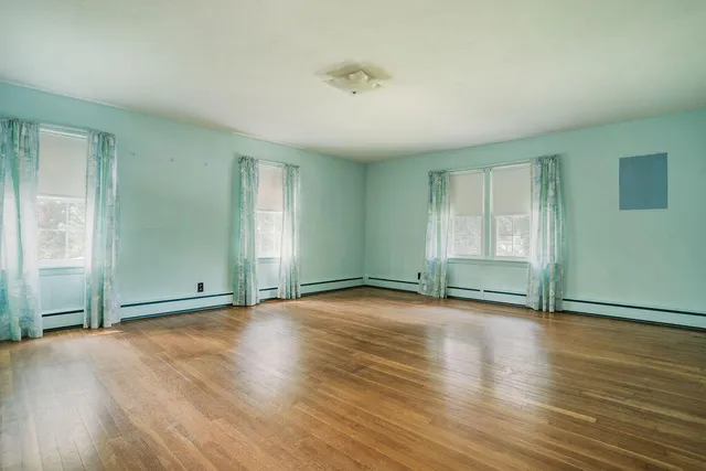 $290,000 | 23 Penobscot Avenue, Howland, ME 04448