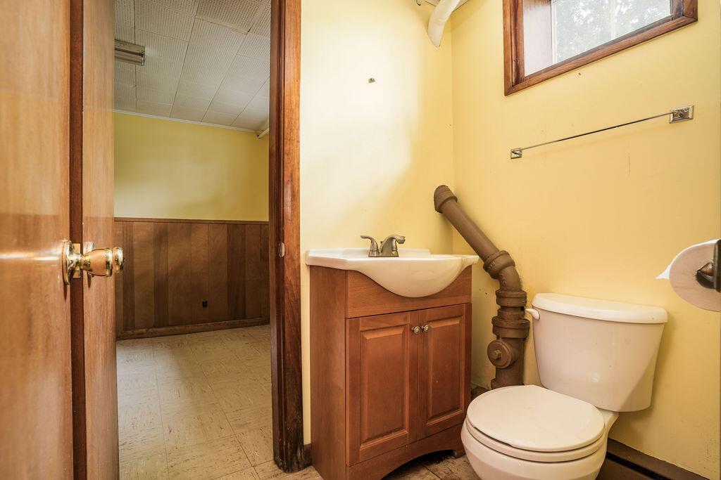 23 Penobscot Avenue Howland, ME 04448 - Photo 47 of 49 DSC05793