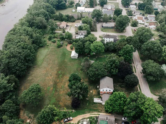 $290,000 | 23 Penobscot Avenue, Howland, ME 04448