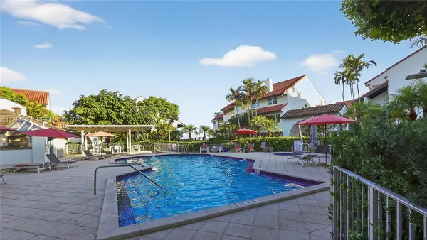 $3,195,000 | 2000 South Bayshore Drive, Unit 24, Miami, FL 33133