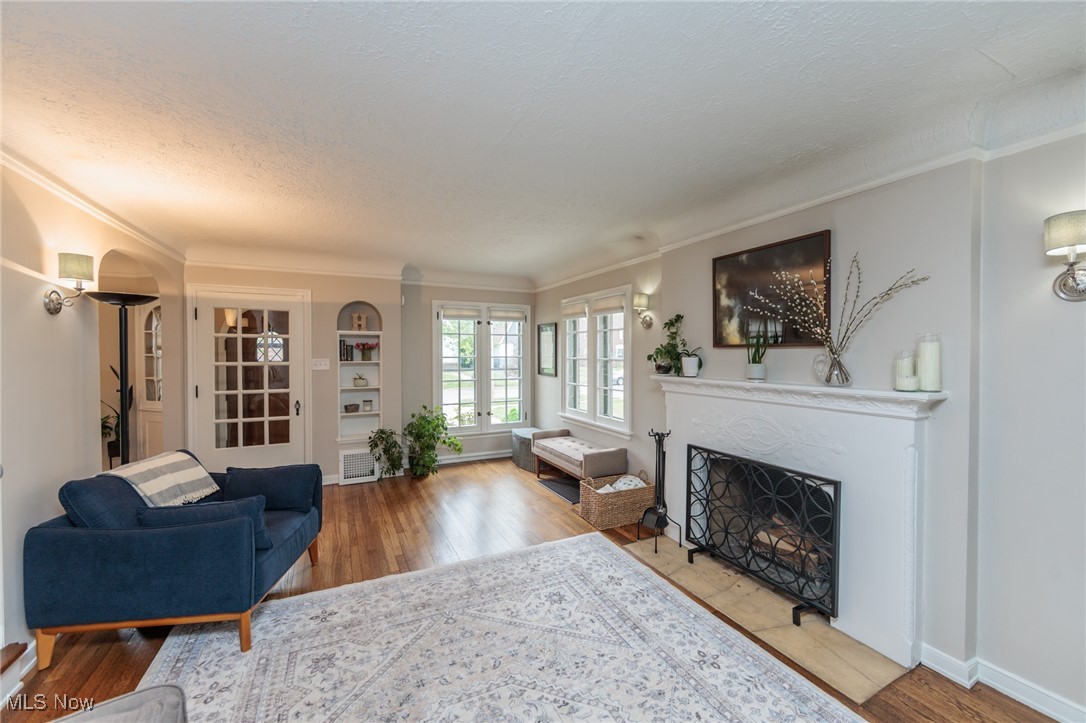 3777 Silsby Road Cleveland, OH 44118 - Photo 6 of 50 Gallery Image 6