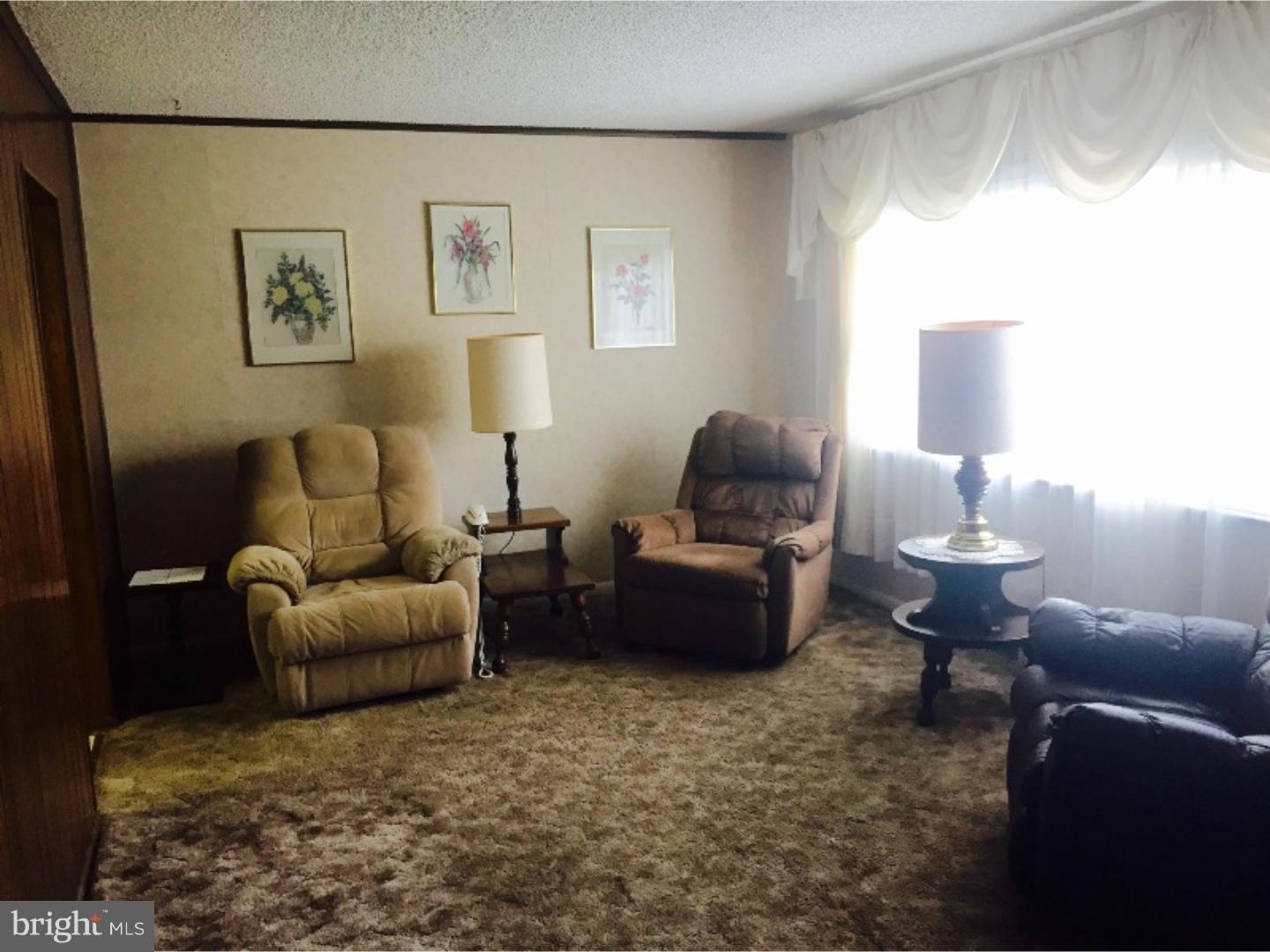 221 Moldoff Road Glassboro, NJ 08028 - Photo 7 of 19 Living Room