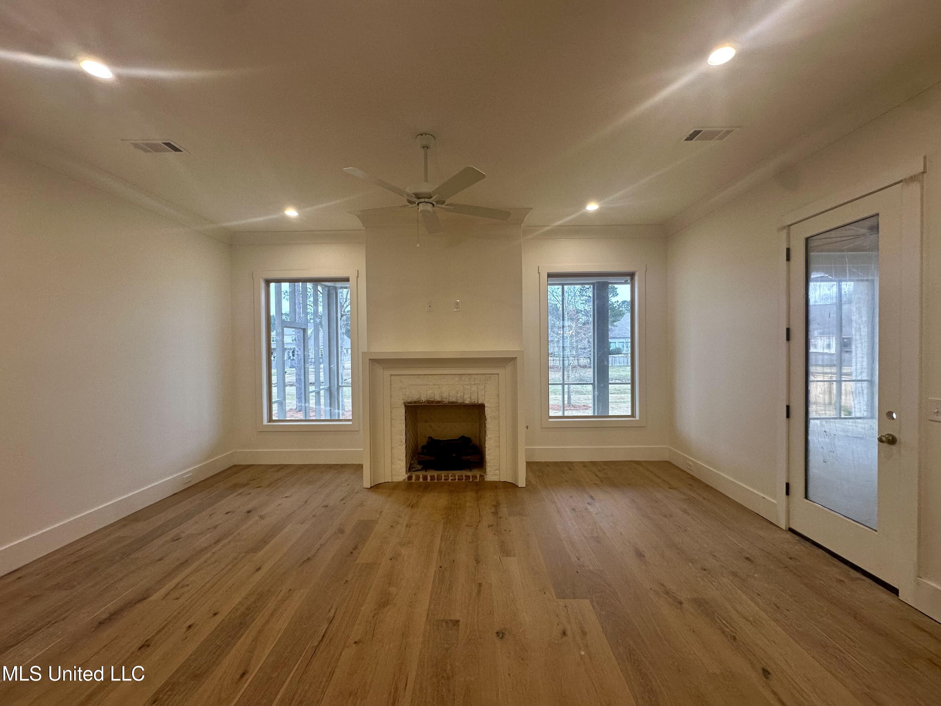 441 West Oak Circle Madison, MS 39110 - Photo 11 of 41 IMG_9427