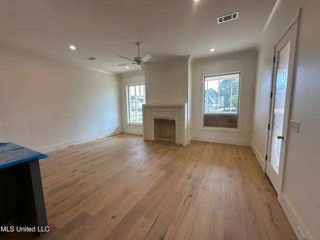 $809,900 | 441 West Oak Circle, Madison, MS 39110