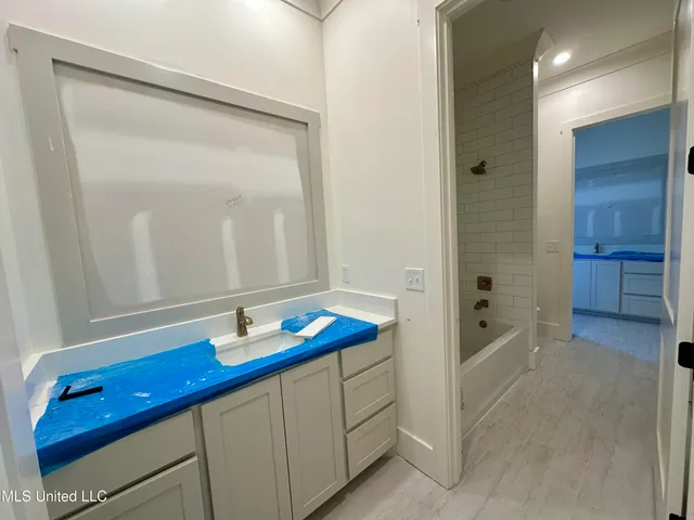 $809,900 | 441 West Oak Circle, Madison, MS 39110