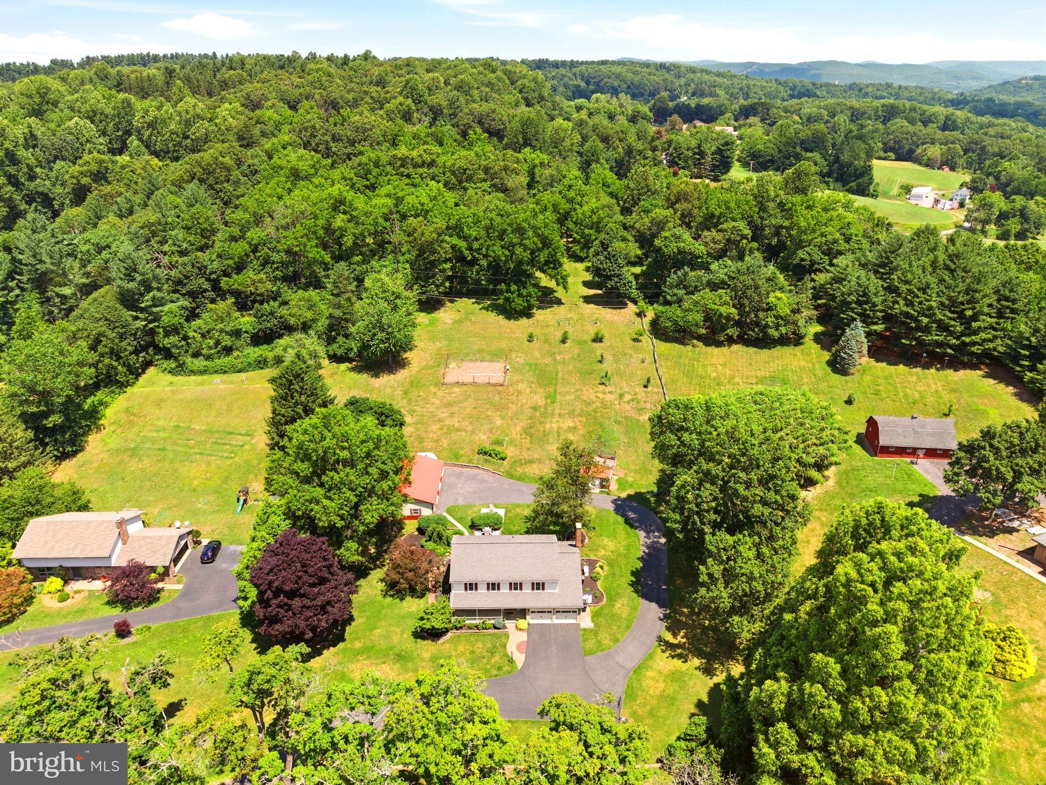 194 Meadow Glen Lane Reading, PA 19607 - Photo 90 of 96