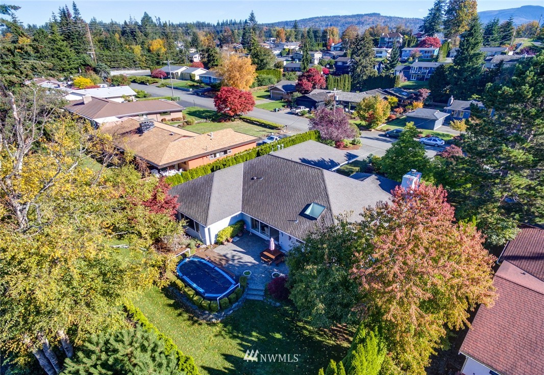 2401 View Ridge Drive Bellingham, WA 98229 - Photo 3 of 24 Gallery Image 3