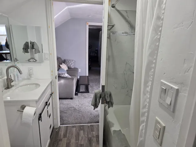 $290,000 | 520 West Commercial Street, Appleton, WI 54911