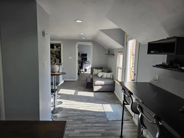 $290,000 | 520 West Commercial Street, Appleton, WI 54911