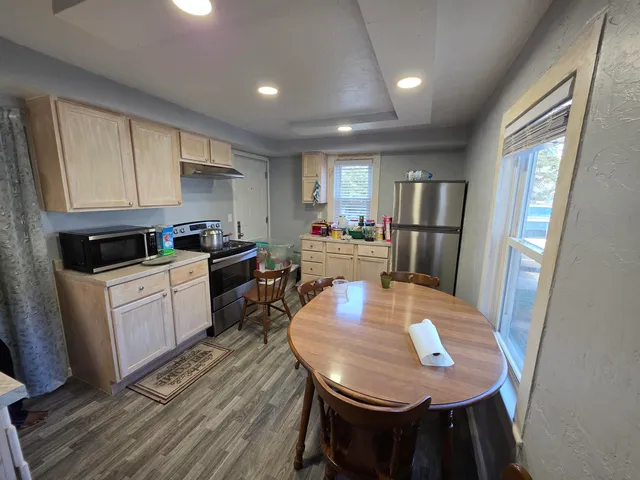 $290,000 | 520 West Commercial Street, Appleton, WI 54911