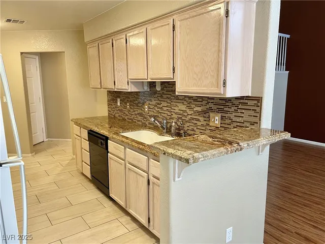$1,749 | 8457 Pacific Fountain Avenue, Las Vegas, NV 89117