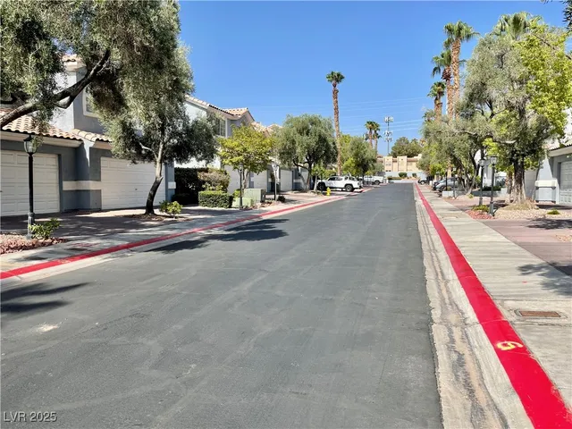 $1,749 | 8457 Pacific Fountain Avenue, Las Vegas, NV 89117