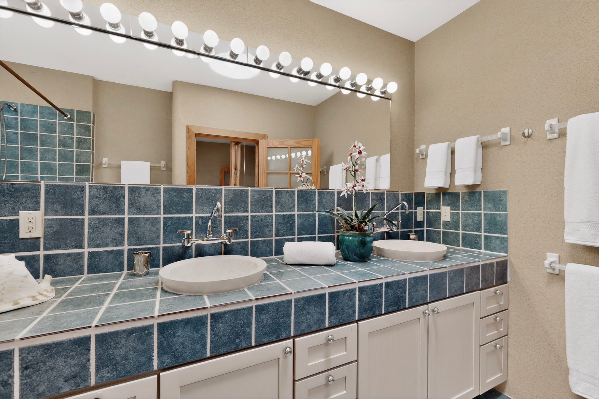 1404 Tesuque Creek Road Santa Fe, NM 87501 - Photo 40 of 55