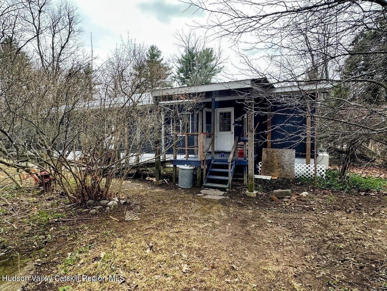 16 Field Road Hudson, NY 12534 - Photo 20 of 24 a view of a house with backyard