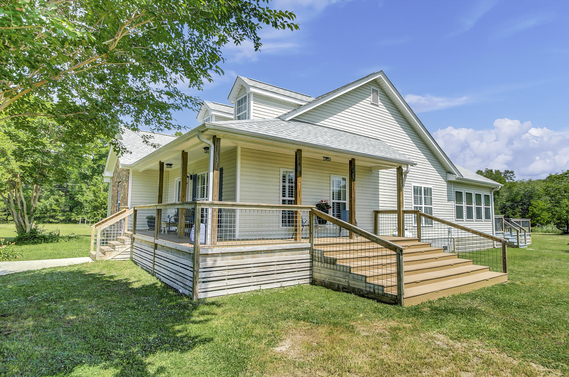 7170 A Bull Run Lane Adams Run, SC 29426 - Photo 4 of 38 7170 Bull Run Ln - Front 4