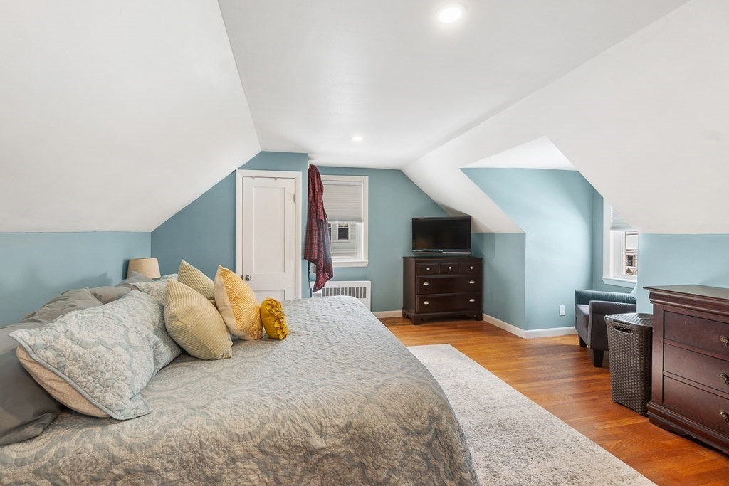 26 Ardmore Road Dedham, MA 02026 - Photo 21 of 38