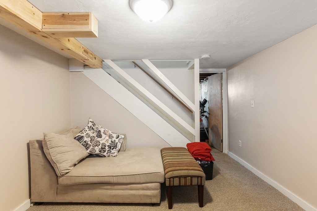 26 Ardmore Road Dedham, MA 02026 - Photo 27 of 38