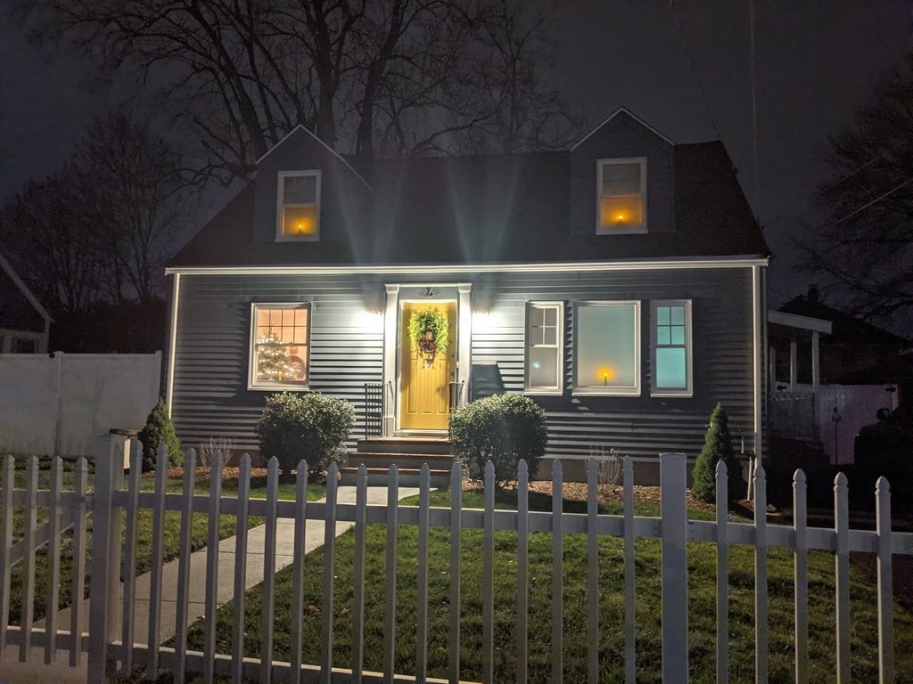 26 Ardmore Road Dedham, MA 02026 - Photo 35 of 38