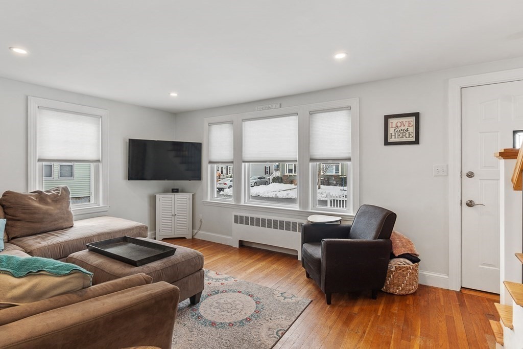 26 Ardmore Road Dedham, MA 02026 - Photo 9 of 38