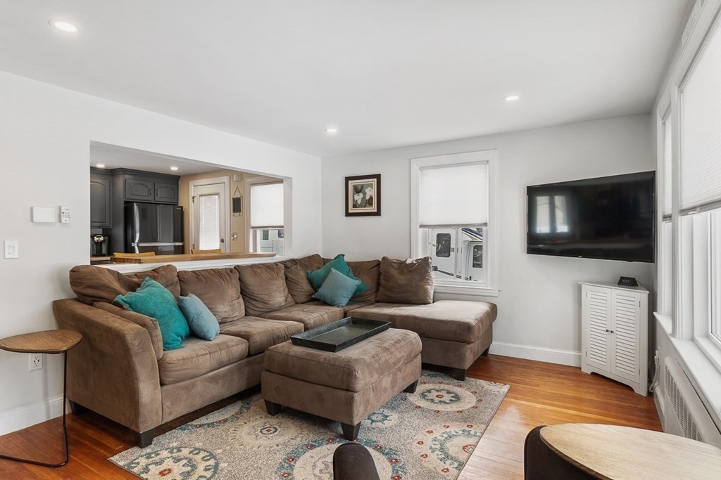 26 Ardmore Road Dedham, MA 02026 - Photo 10 of 38
