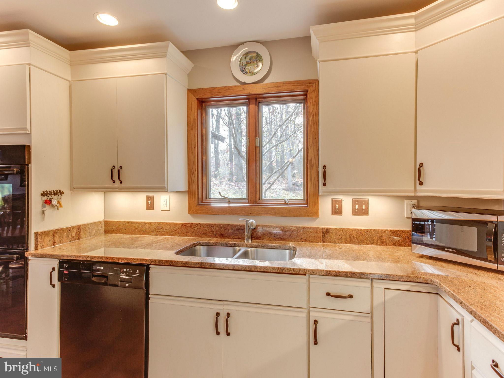 21845 Watson Road Leesburg, VA 20175 - Photo 13 of 30 Kitchen