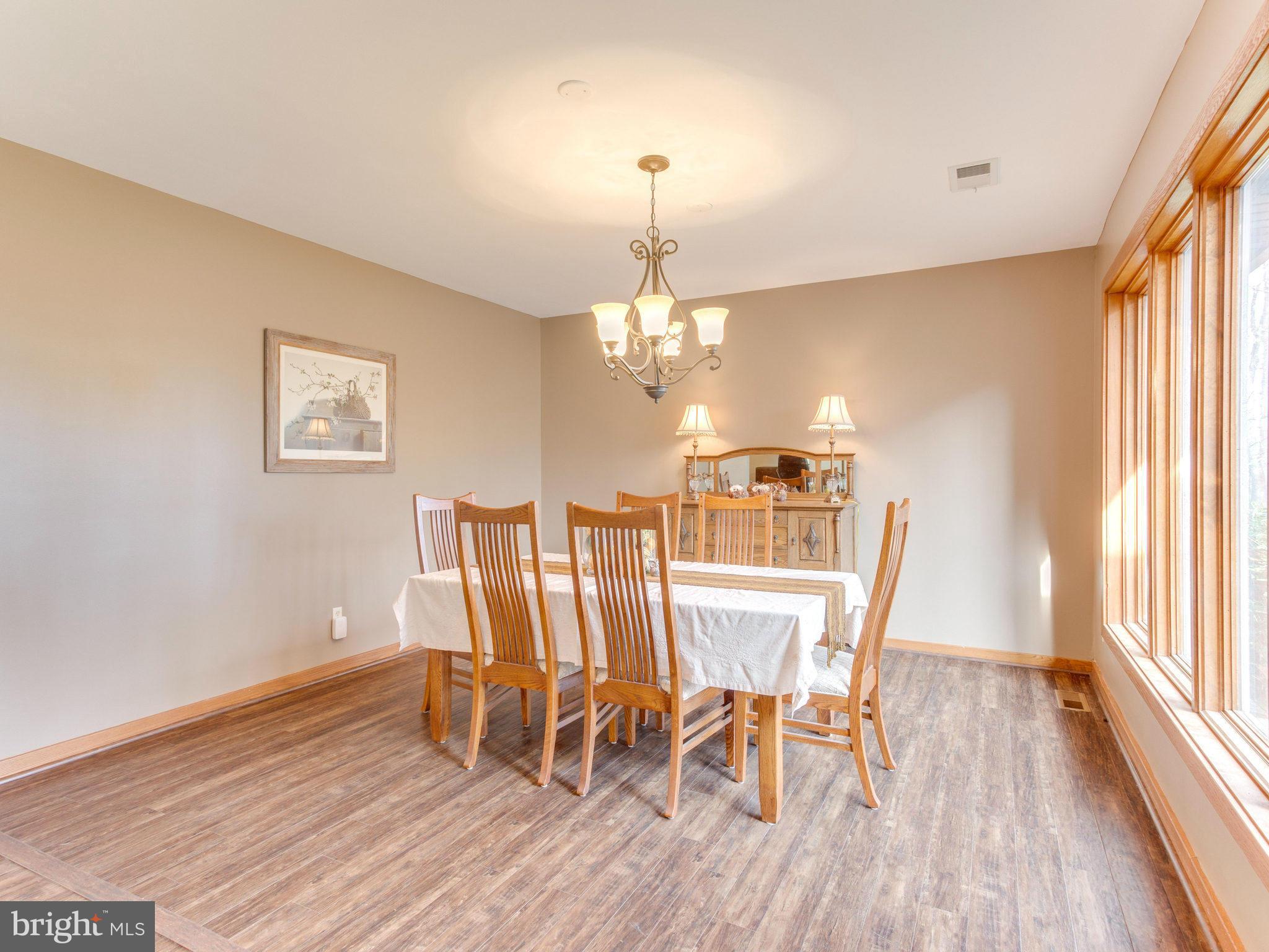 21845 Watson Road Leesburg, VA 20175 - Photo 16 of 30 Dining Room