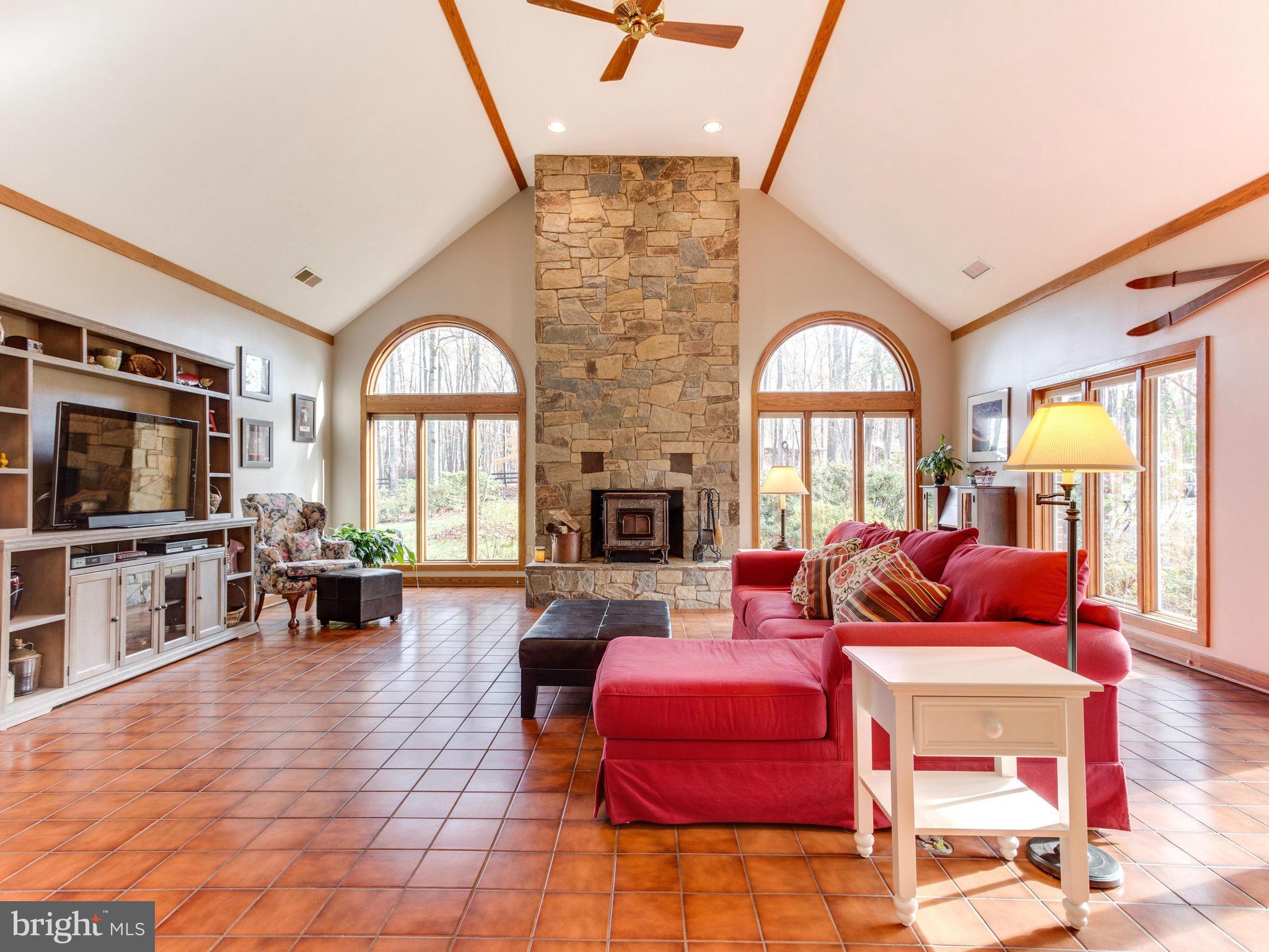 21845 Watson Road Leesburg, VA 20175 - Photo 9 of 30 Family Room