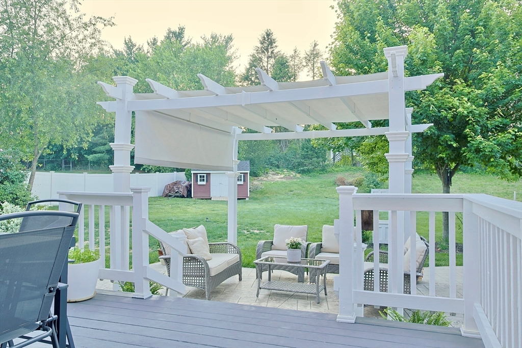 98 Robinette Road Stoughton, MA 02072 - Photo 11 of 38 Gallery Image 11