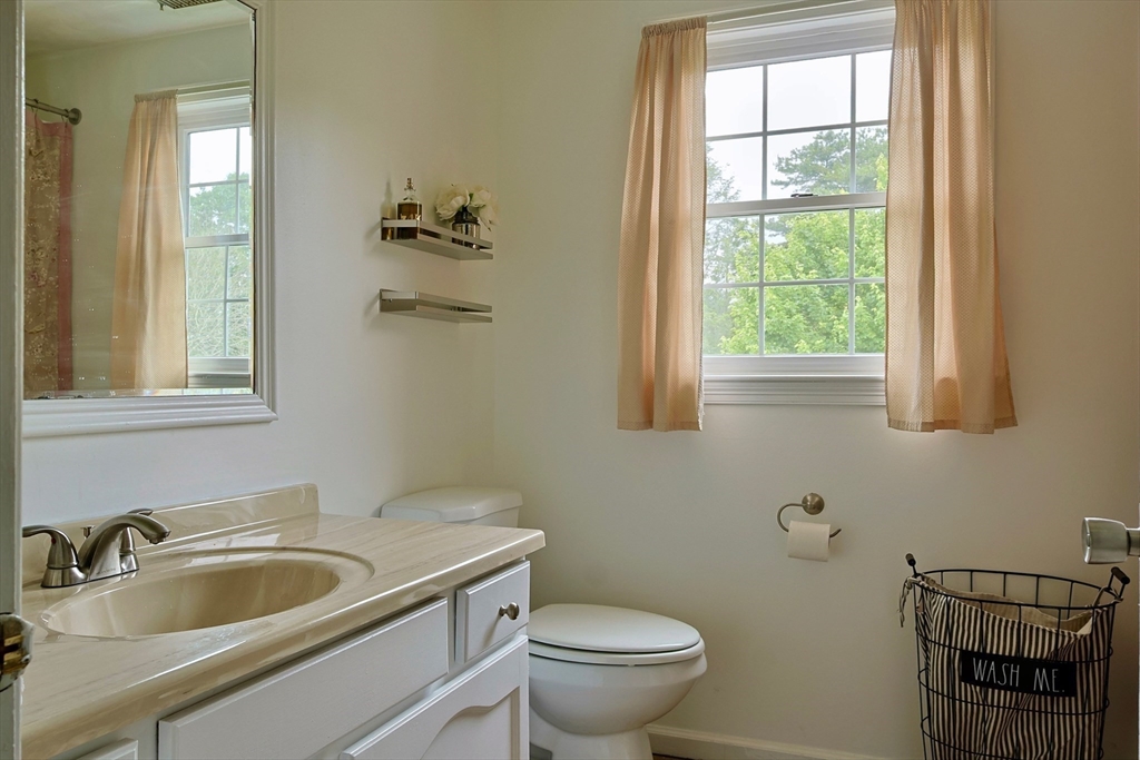 98 Robinette Road Stoughton, MA 02072 - Photo 21 of 38 Gallery Image 21