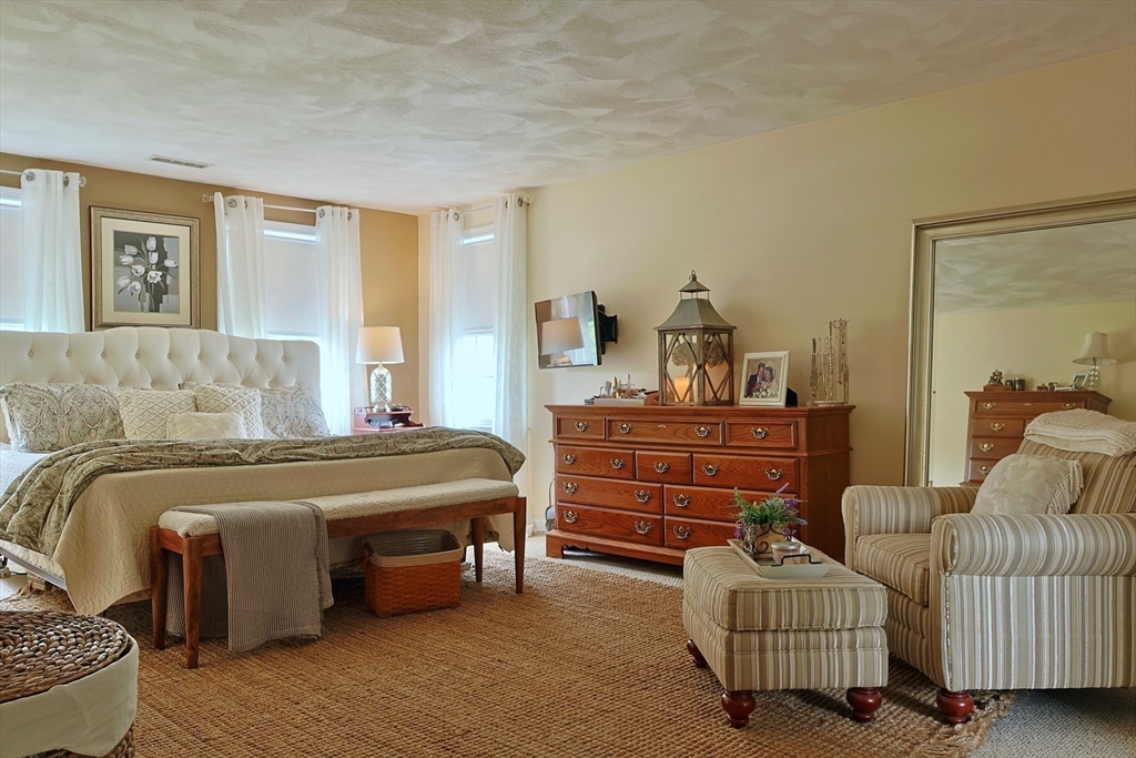 98 Robinette Road Stoughton, MA 02072 - Photo 36 of 38 Gallery Image 36