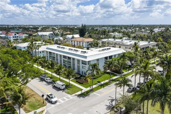 $460,000 | Undisclosed Address, Naples, FL 34102
