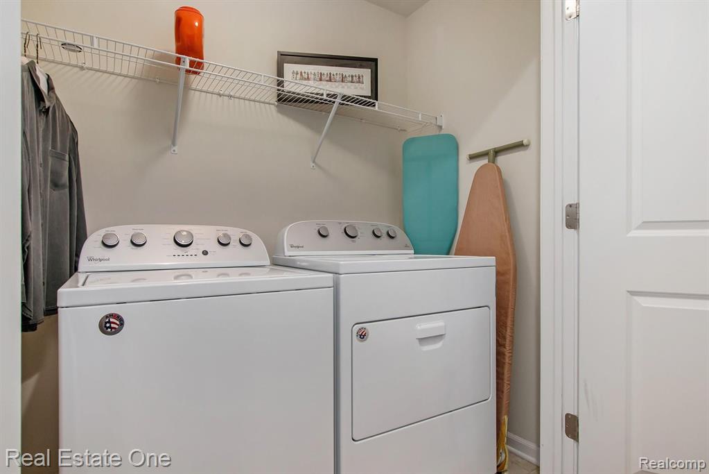 2904 Glenbar Circle Rochester, MI 48307 - Photo 20 of 30