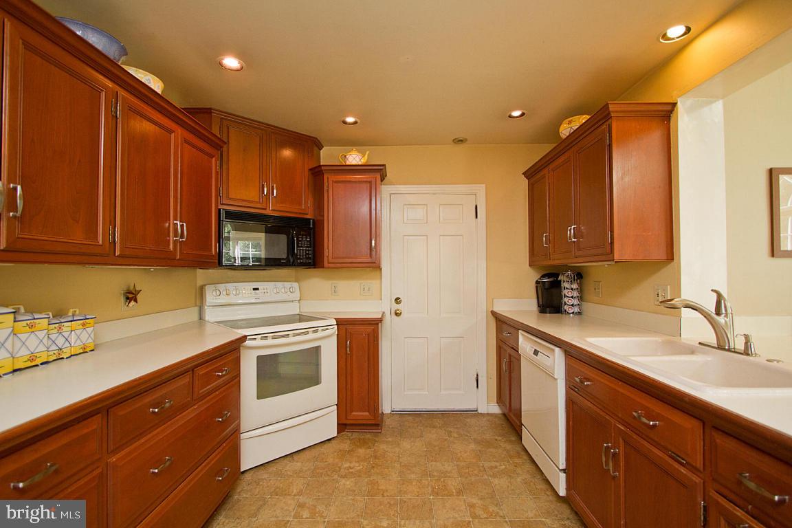 1018 Pleasure Road Lancaster, PA 17601 - Photo 24 of 48 Gallery Image 24