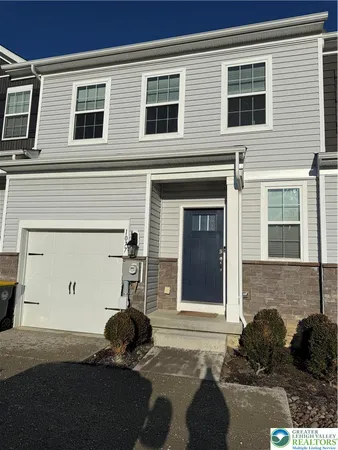 $2,800 | 1077 Turnstone Drive, Fogelsville, PA 18051