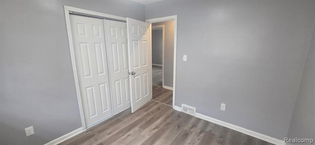 18517 Burt Road Detroit, MI 48219 - Photo 11 of 23