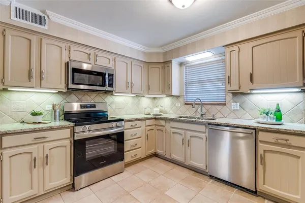$295,000 | 6070 Averill Way, Unit A, Dallas, TX 75225