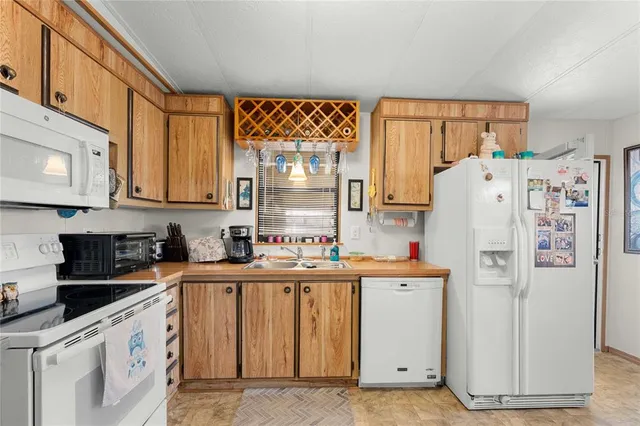 $129,900 | 37817 Granada Street, Zephyrhills, FL 33541