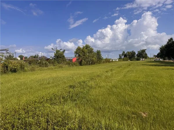 $49,900 | 2 A Anna Street, Ama, LA 70031