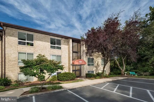 $2,202 | 6006 Hunt Ridge Road, Unit 2522, Baltimore, MD 21210