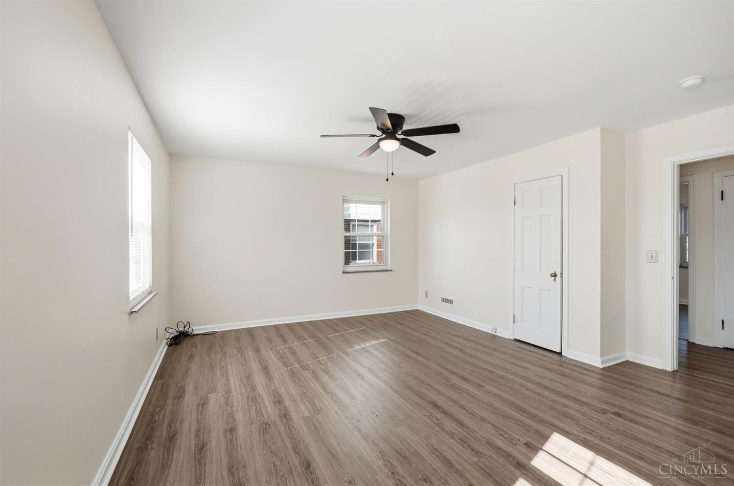 5214 Sidney Road Cincinnati, OH 45238 - Photo 25 of 39