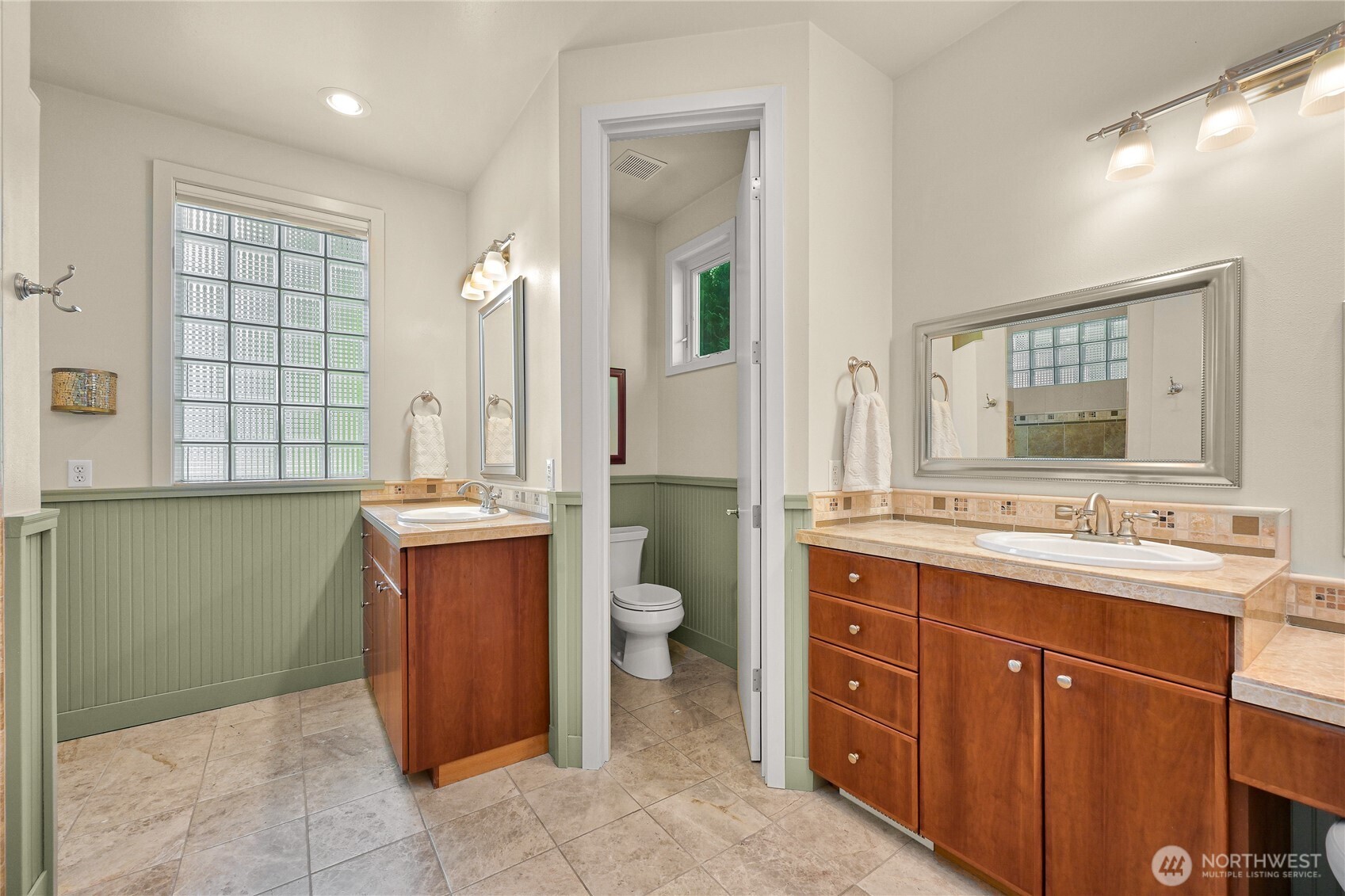 21 Strawberry Point Road Bellingham, WA 98229 - Photo 20 of 40