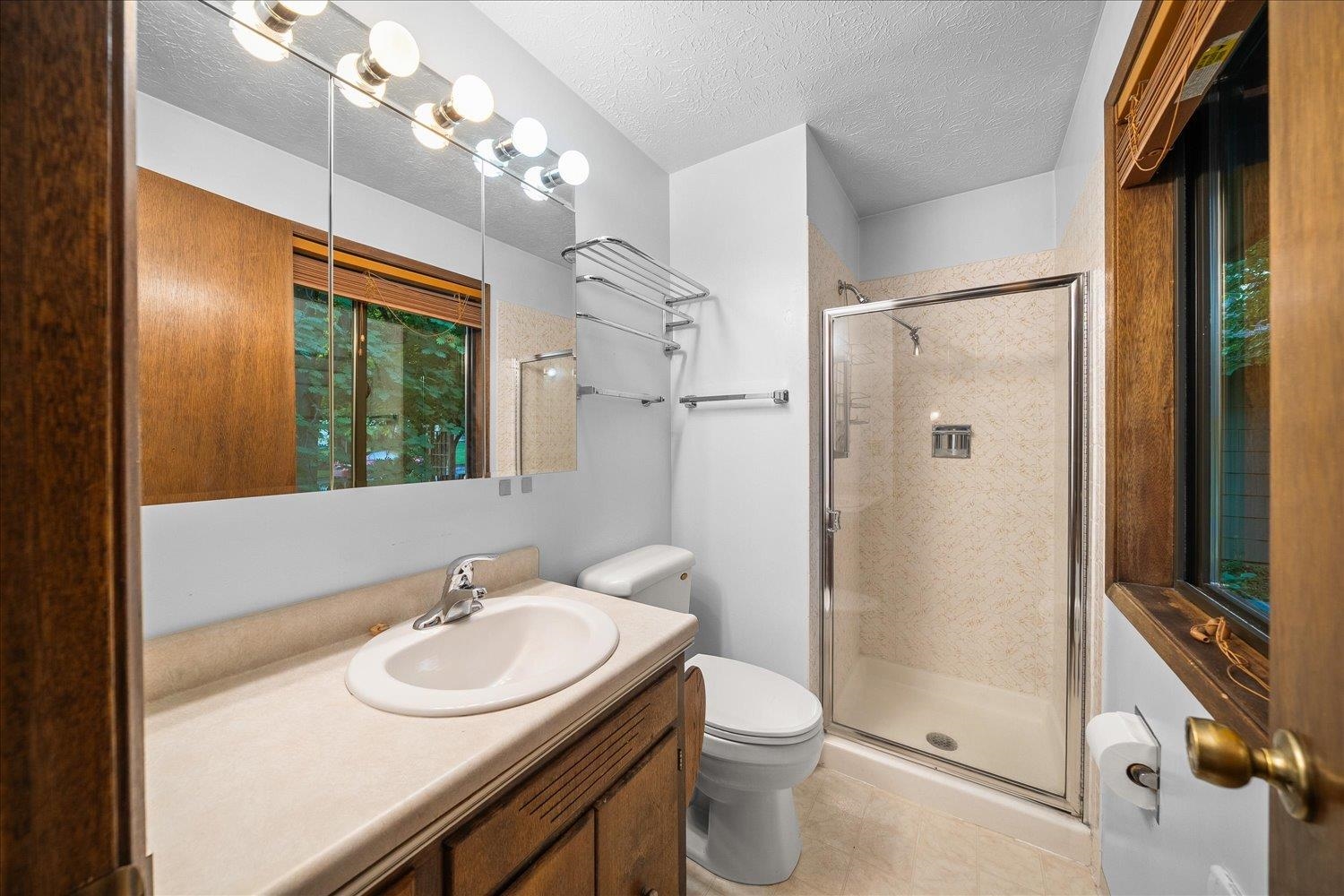 5209 West Myrtlewood Court Spokane, WA 99208 - Photo 13 of 40