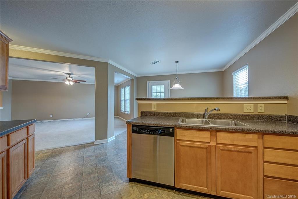 324 Ranlo Avenue Gastonia, NC 28054 - Photo 9 of 24