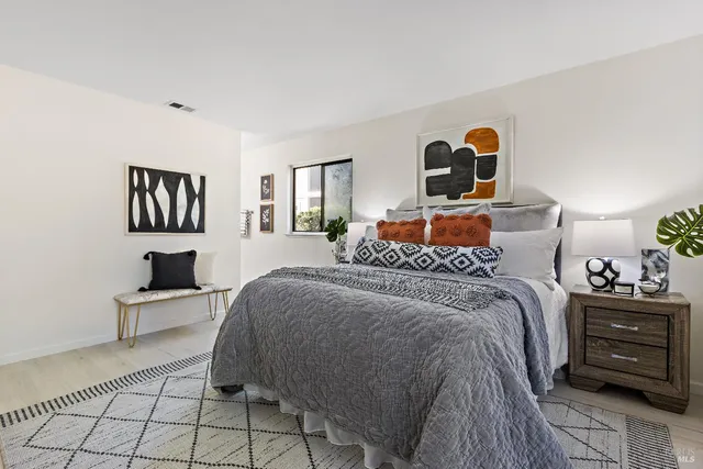 $535,000 | 4 Playa Court, Hercules, CA 94547