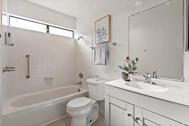 $535,000 | 4 Playa Court, Hercules, CA 94547