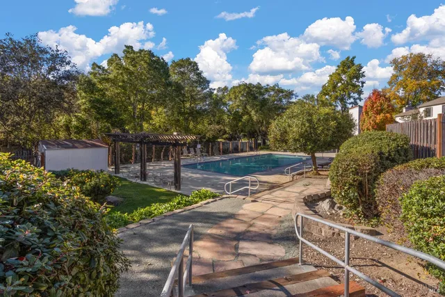 $535,000 | 4 Playa Court, Hercules, CA 94547