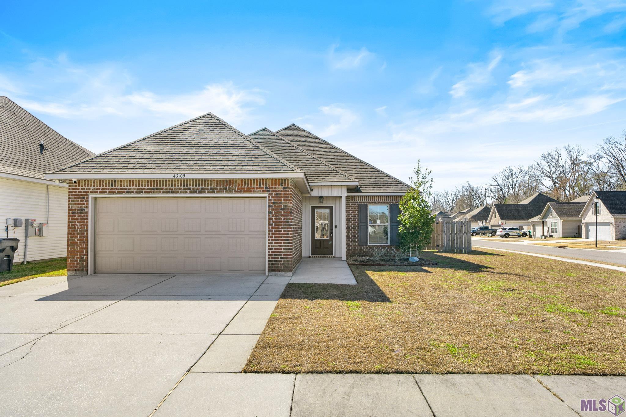 43105 Viewside Avenue Prairieville, LA 70769 - Photo 2 of 27