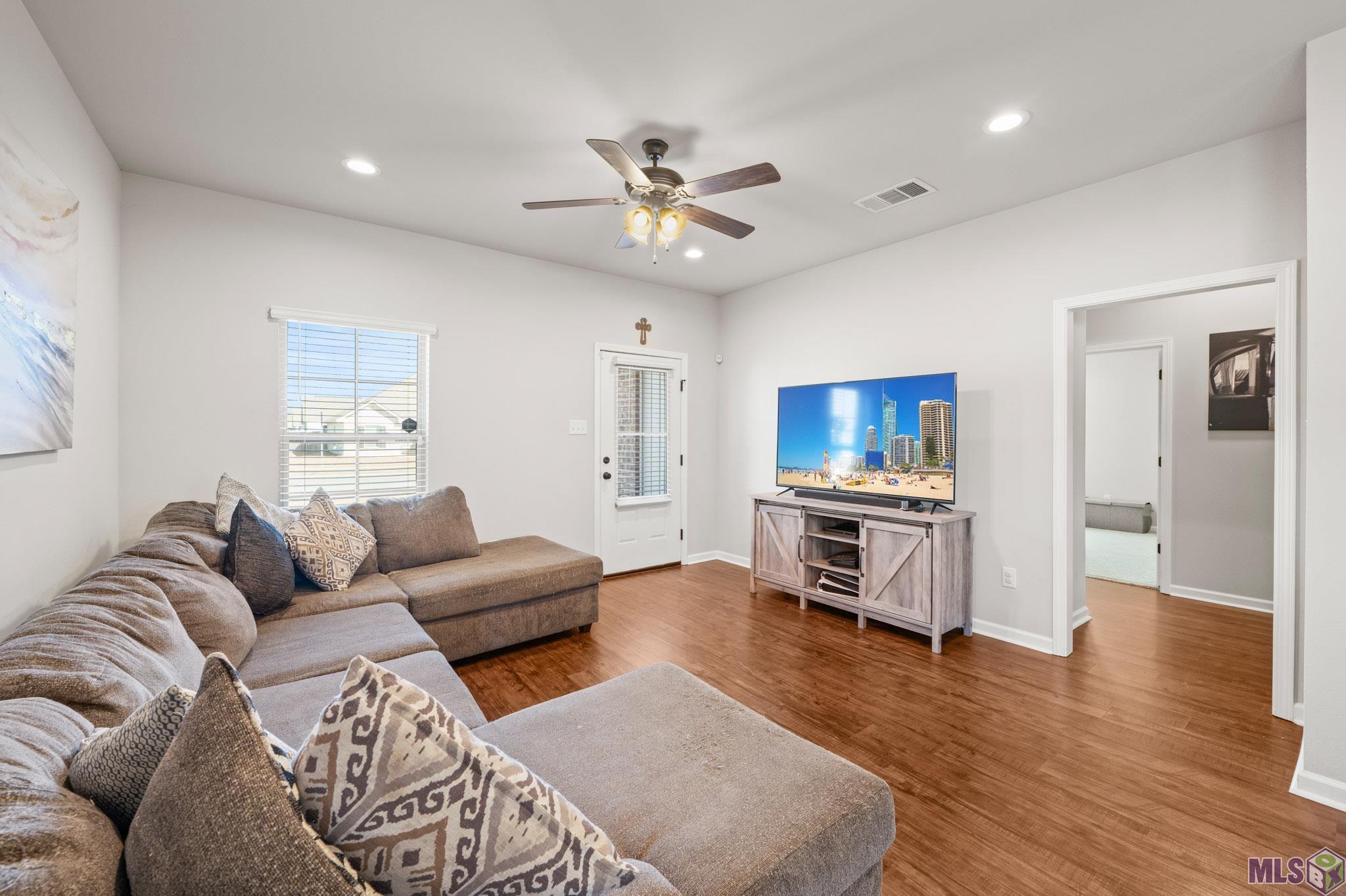 43105 Viewside Avenue Prairieville, LA 70769 - Photo 7 of 27