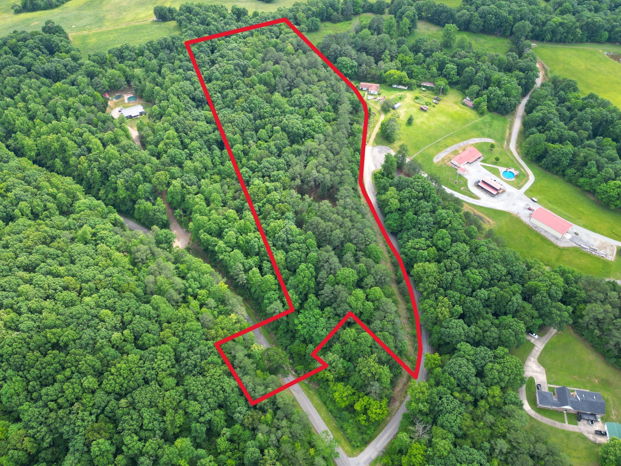 5082 Moorefield Road Cunningham, TN 37052 - Photo 3 of 14 a view of a multi story building