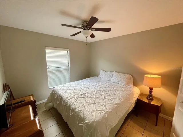 $2,300 | 4819 San Ortebello Drive, Bradenton, FL 34208